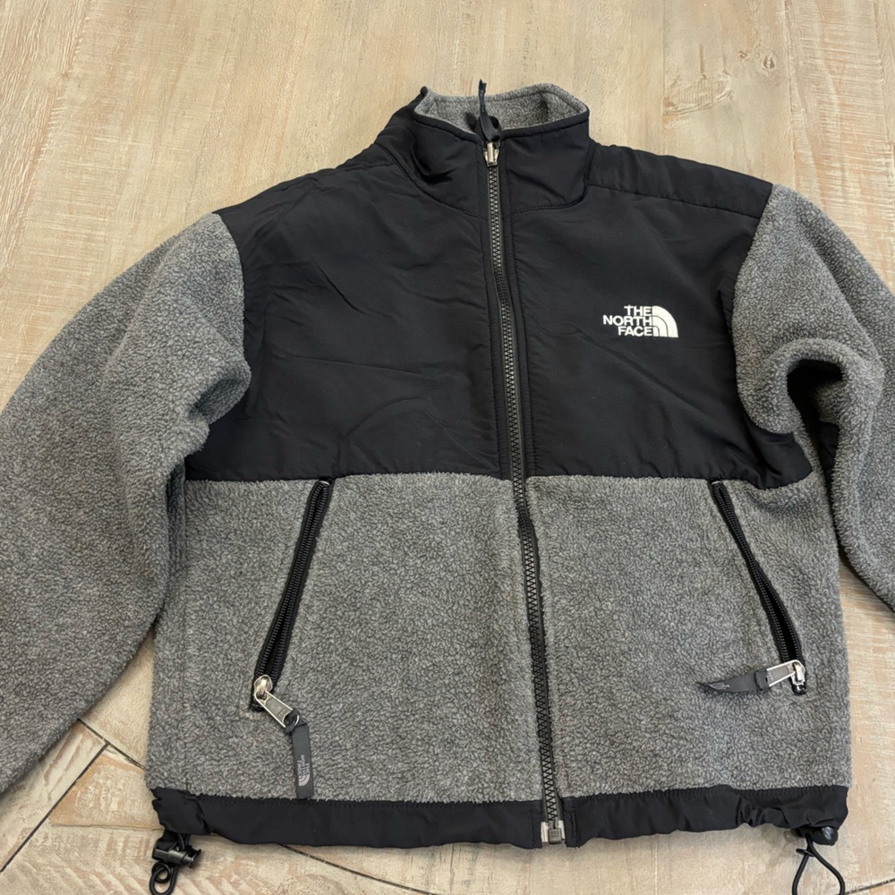 Kids The North Face jacket (Denali).